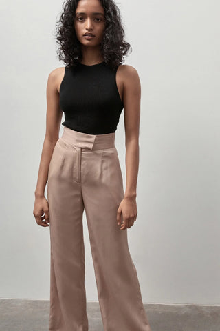 Wide leg pants